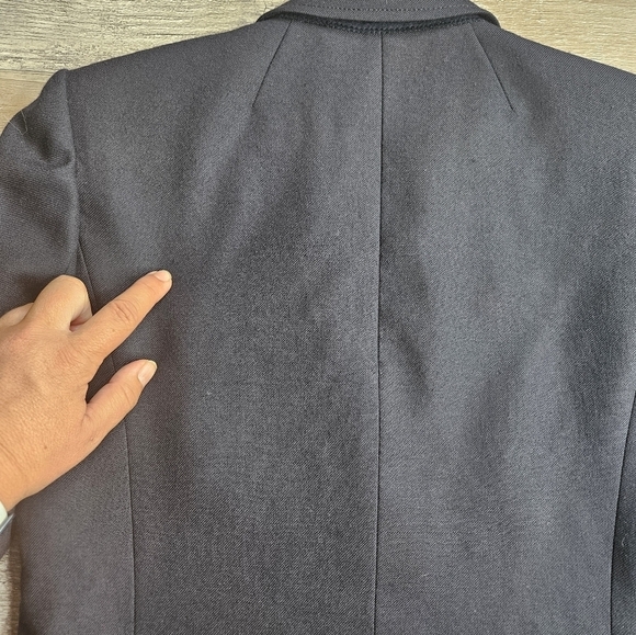 J. Crew Schoolboy Blazer Navy Blue with Gold Buttons Size 2 Tall - Picture 10 of 15